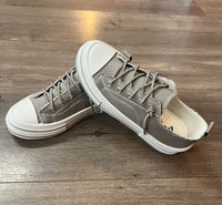 Aman Sneakers