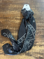 Scrunchie Scarf