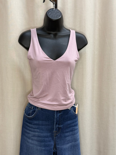 Vienna V neck tank