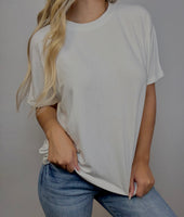 Elizabeth Basic Tee