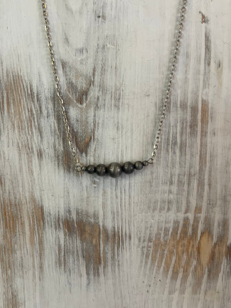 Simple Chain Necklace w/Pendant