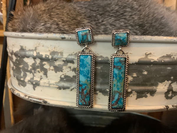 Vertical stone bar earrings